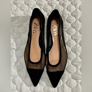 ZARA Black Sheer Mesh Dressy Flats w/ Solid Suede Tip Size Eu38 = US 7 (NWOT)